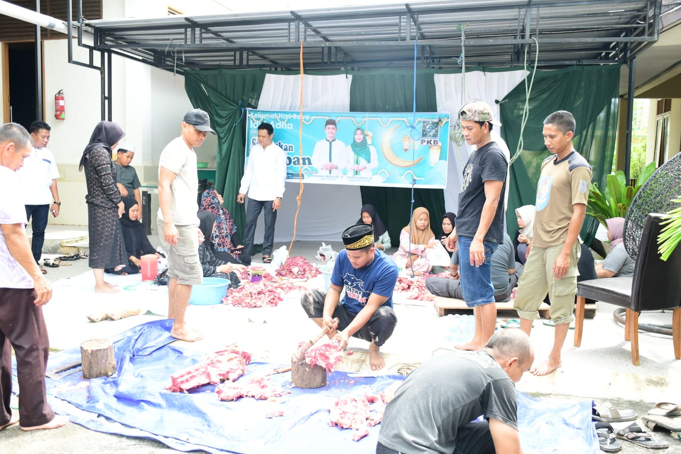 Momen Idul Adha, Ketua DPRD Gelar Open House &  Potong Hewan Kurban