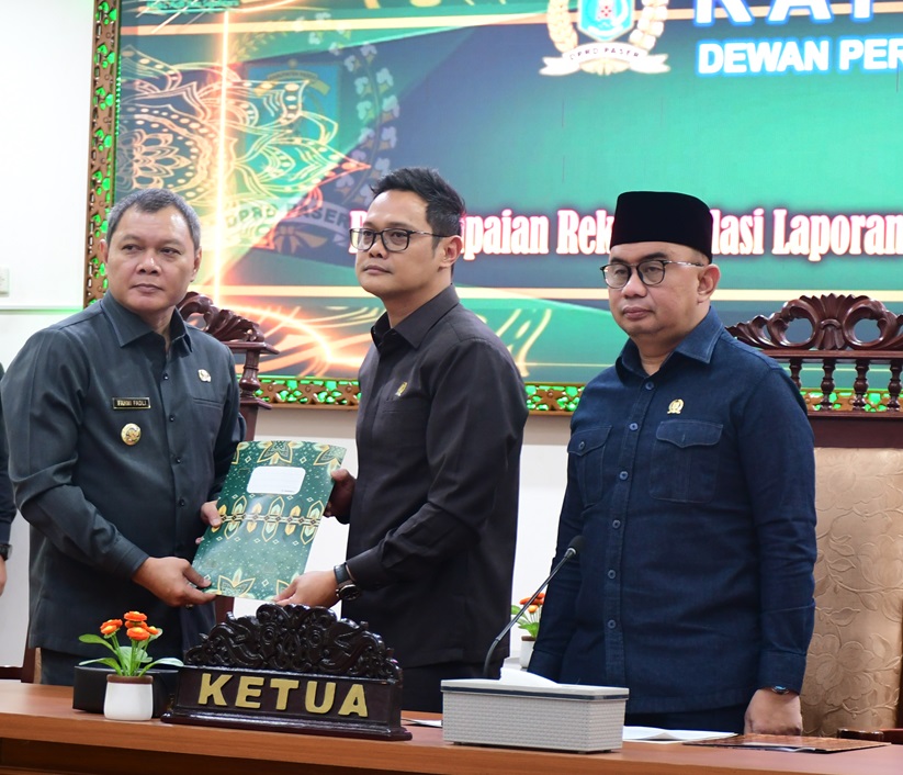 DPRD Paser Sampaikan 9 Rekomendasi LKPj Bupati Paser Tahun 2023